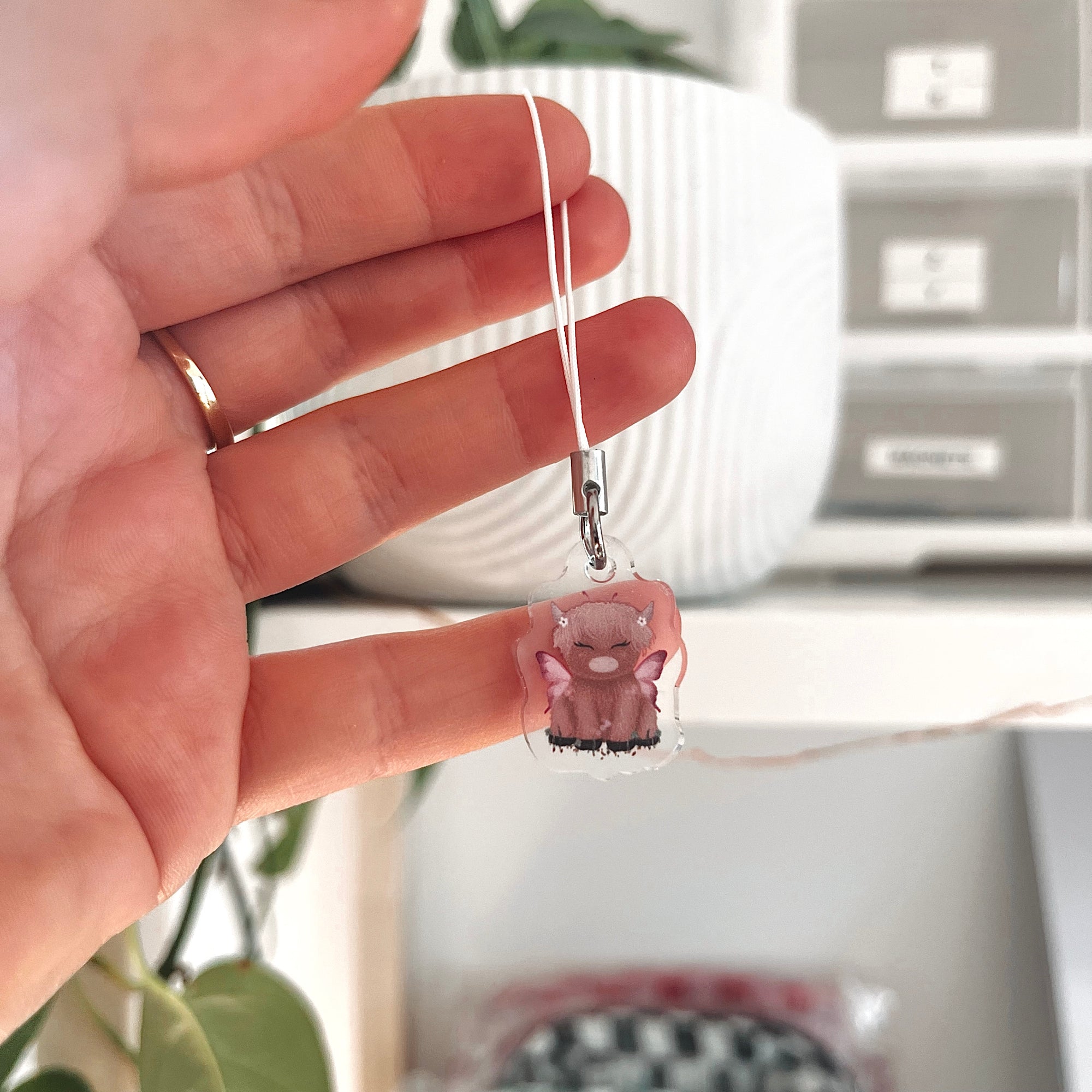 Highland Cow “Evie” Acrylic Phone Charm